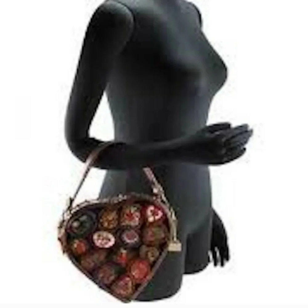Mary Frances Temptations beaded handbag NWOT comes with certificate and… - Picture 7 of 7